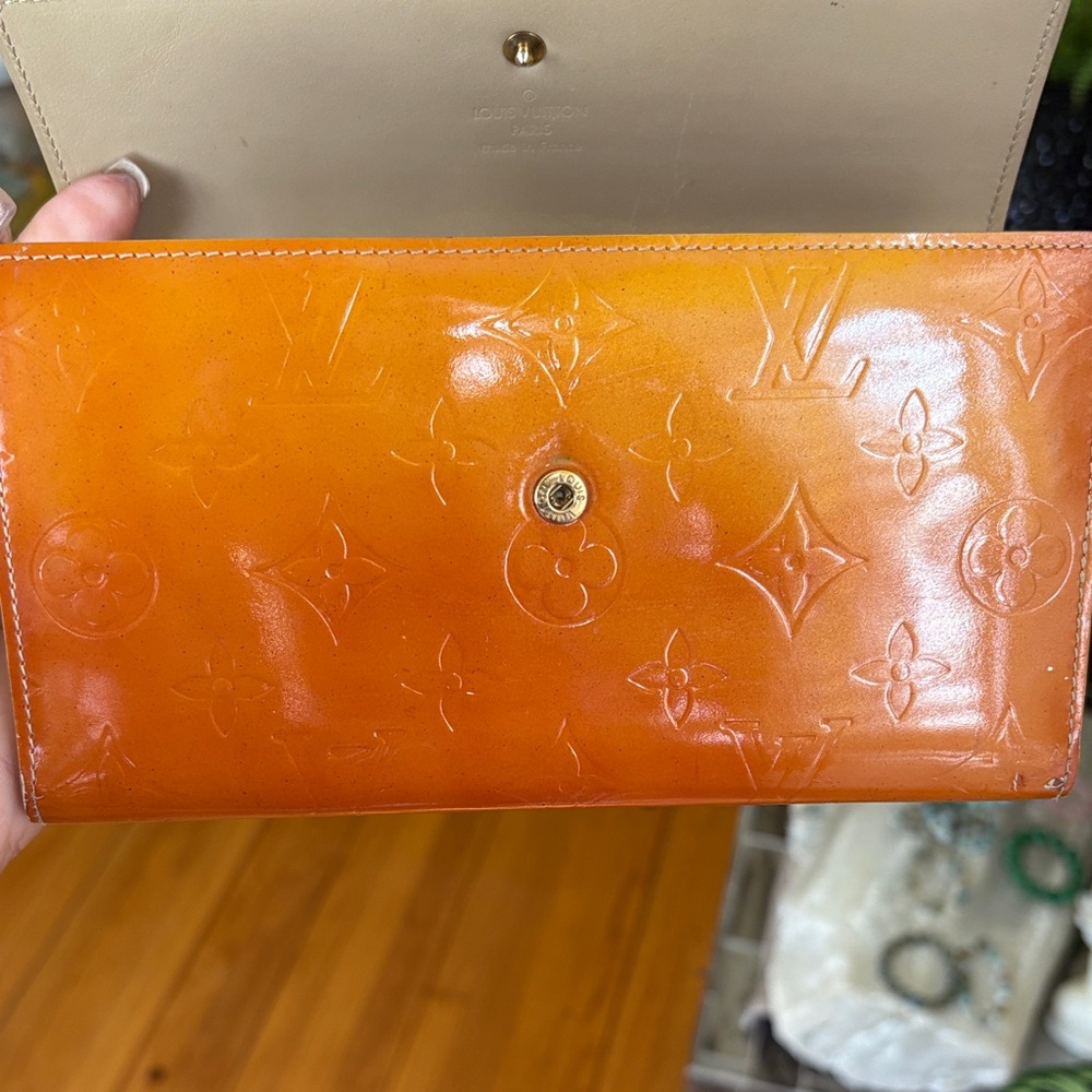 Louis Vuitton Shiny Orange Monogram Wallet - Picture 4 of 16